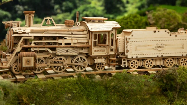 Locomotive Vapeur Maquette 3D Bois – Image 9